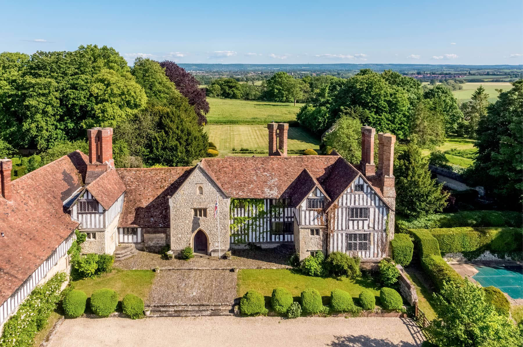 a-spectacular-medieval-house-for-sale-that-could-pay-for-itself