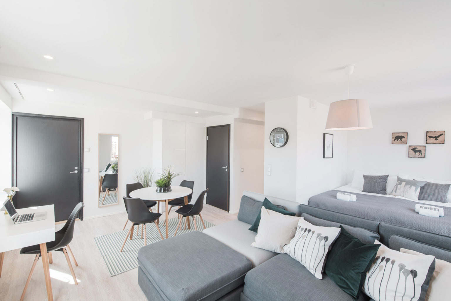 Exploring the Benefits of Staying in Serviced Apartments in Cambridge