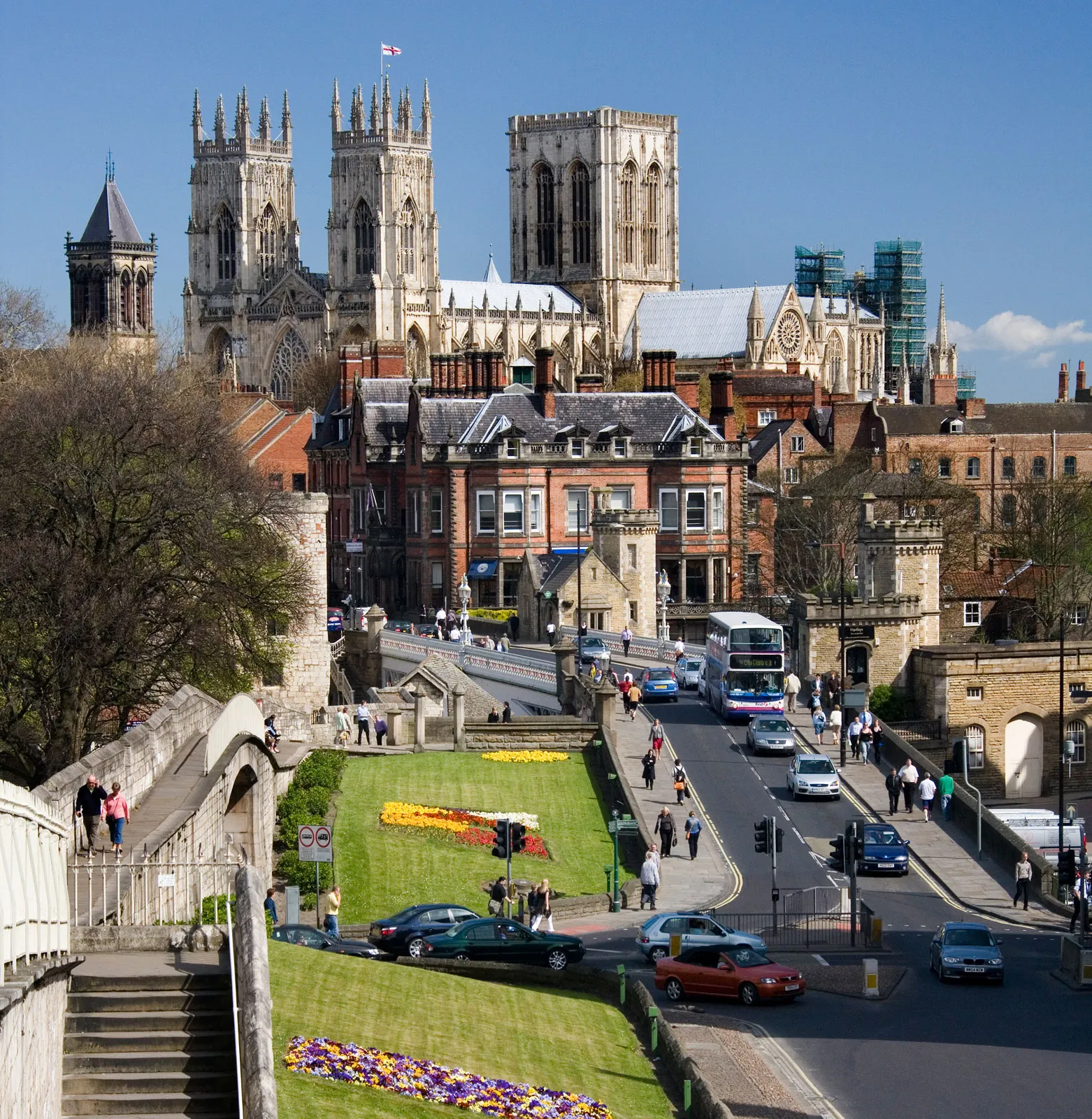 Moving To Your New Home in York? Hire a Conveyancer