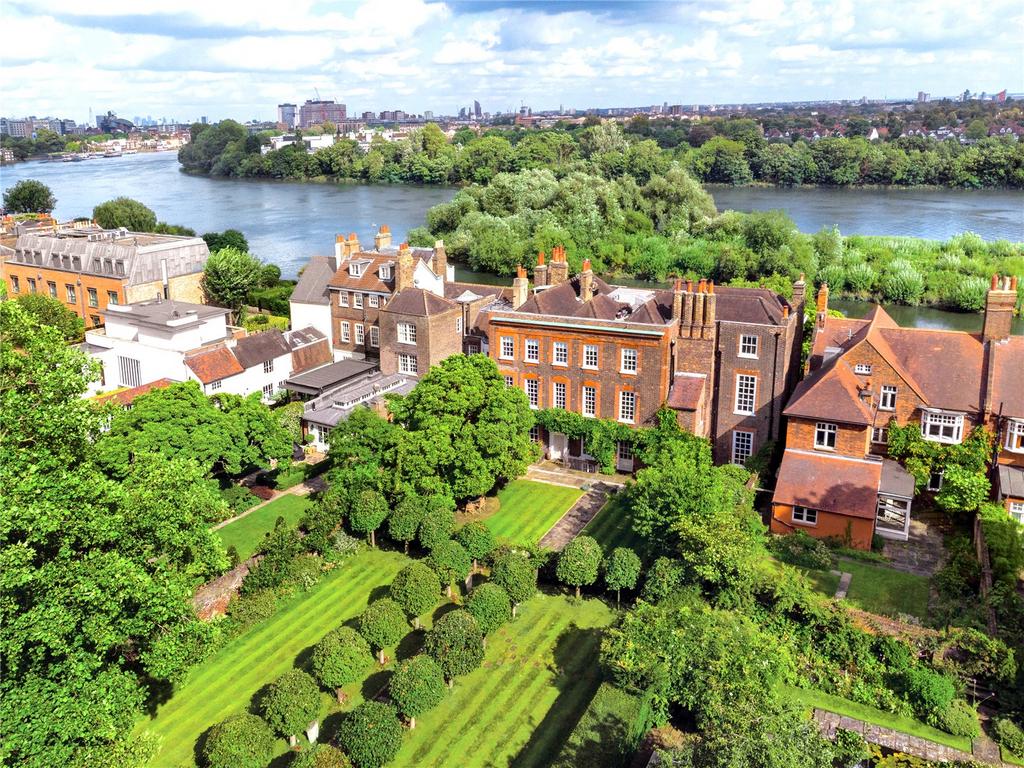 ‘One Of The Finest Georgian Homes In London’ Is On The Market For £16.5 Million