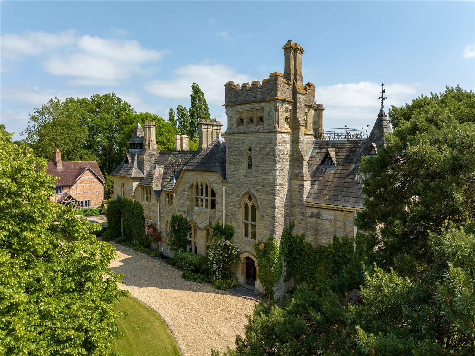19 Breathtaking Homes For Sale From £450,000 To £8 Million, As Seen In Country Life