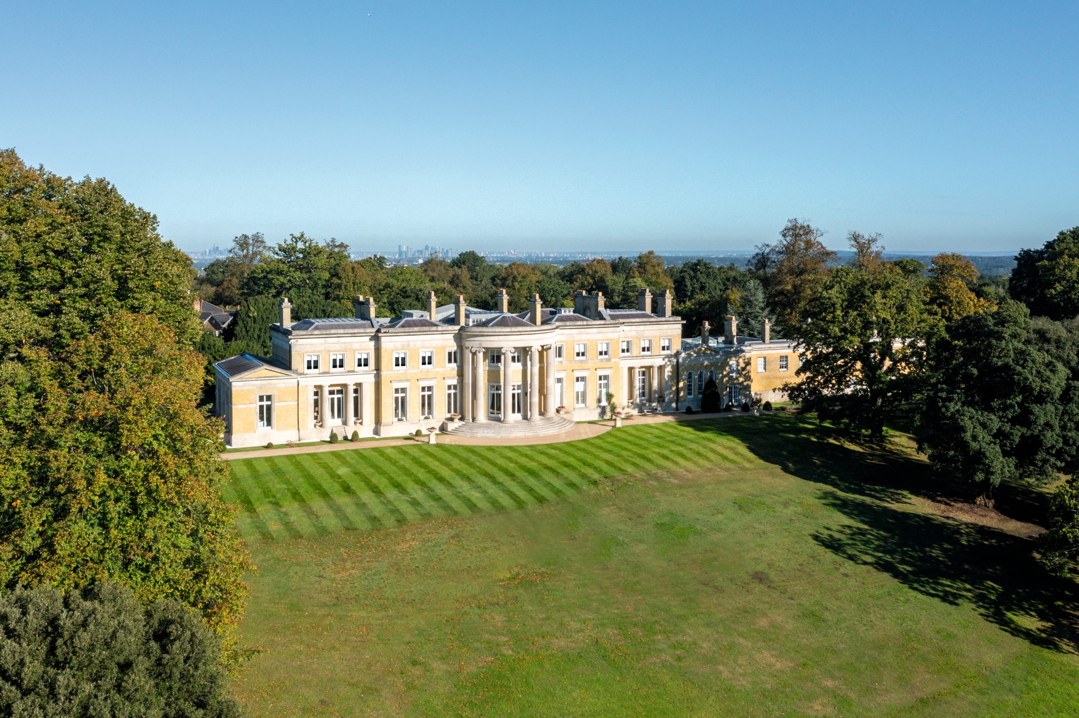 a-grecian-masterpiece-that-might-be-one-of-the-nation’s-finest-homes-comes-up-for-sale-in-kent