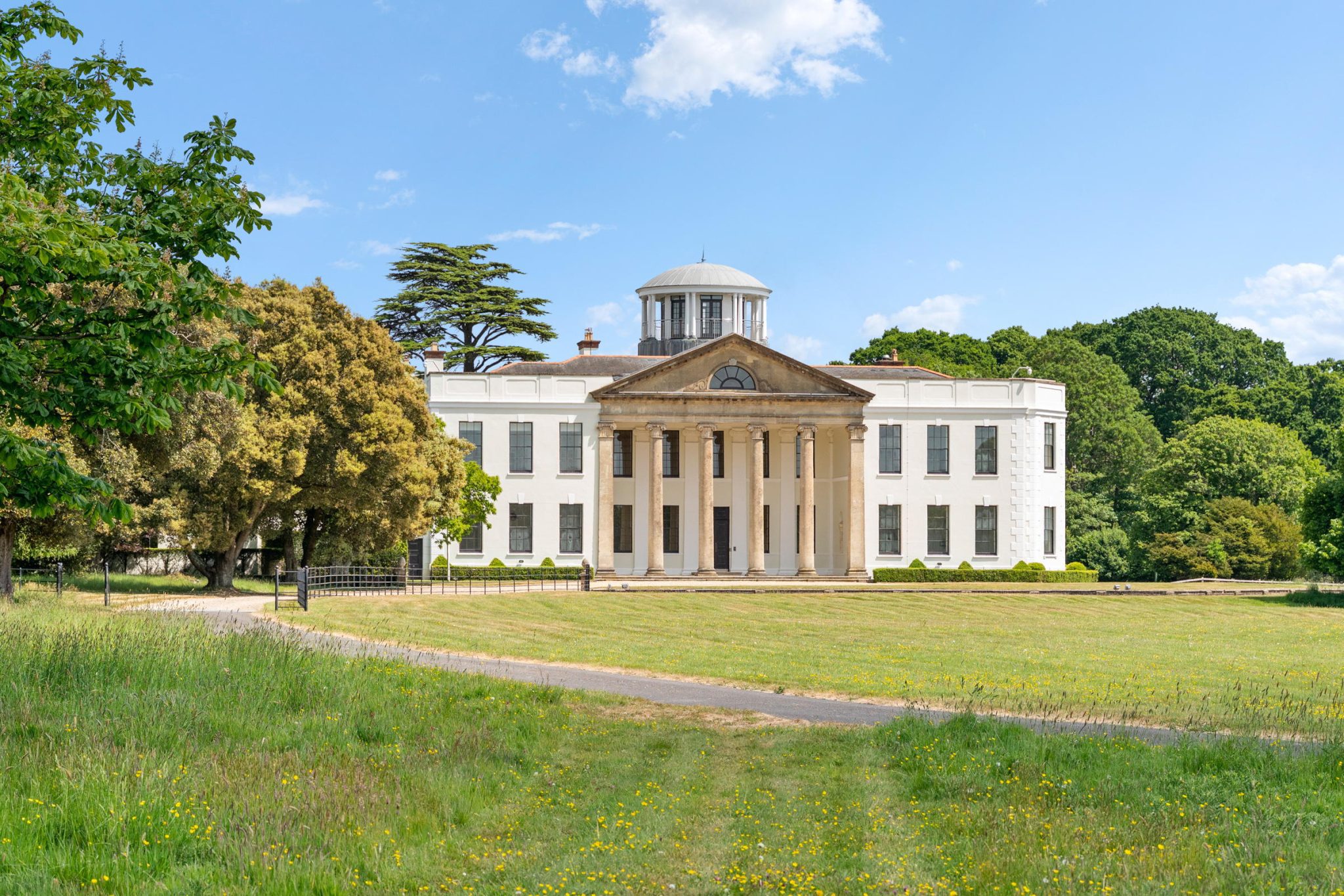 The Majestic New Forest Estate Formerly Owned By A Billionaire ...