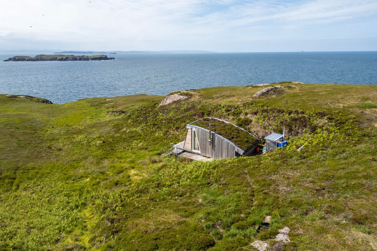 An Off-Grid Private Island In A Spectacular Scottish Archipelago Is For Sale At Just £350,000
