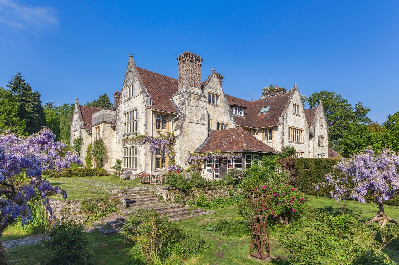 This Hampshire Home Was Designed By The Same Architect Who Worked For The Dukes Of Marlborough, Bedford And St Albans — And It’s Surrounded By Gertrude Jekyll Gardens